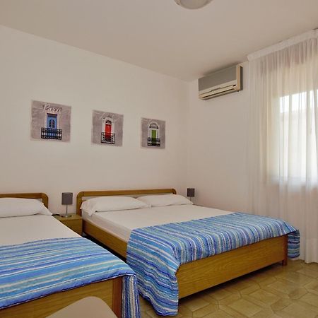 Residenza Canova Lignano Sabbiadoro Exterior foto