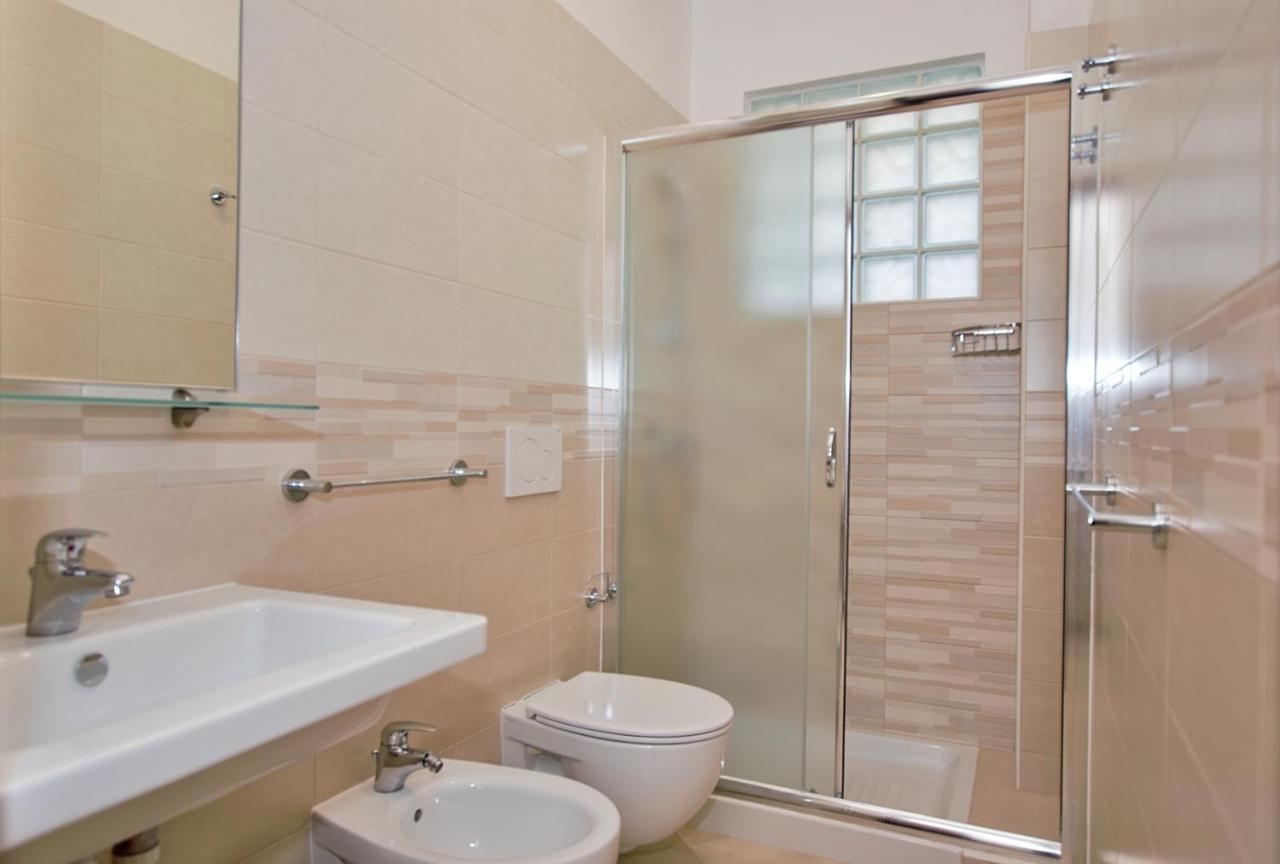 Residenza Canova Lignano Sabbiadoro Exterior foto